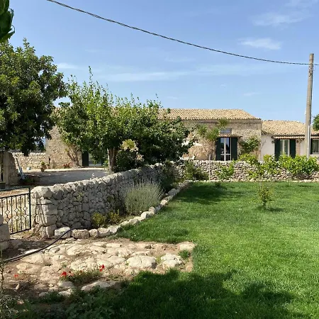 Casale Zacco Miccio * روسوليني