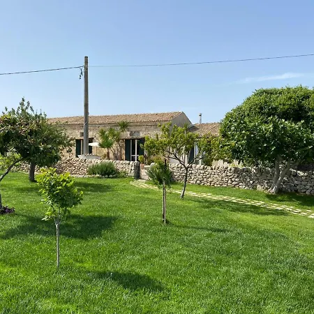 Casale Zacco Miccio דירה רוסוליני